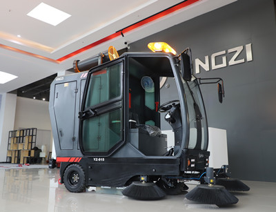 使用掃地車會(huì)比人工清潔更省錢(qián)嗎